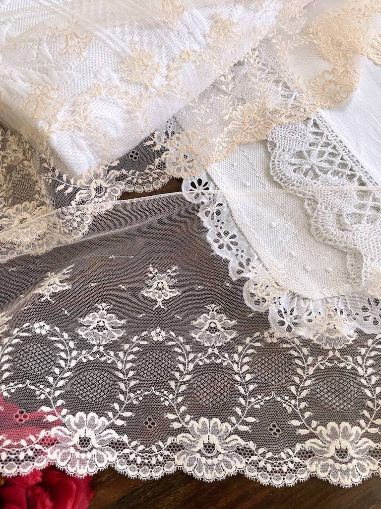 mode-ancienne-dentelle-vintage-rose-saumon-mercerie-antiquite-brocante-mode-creation