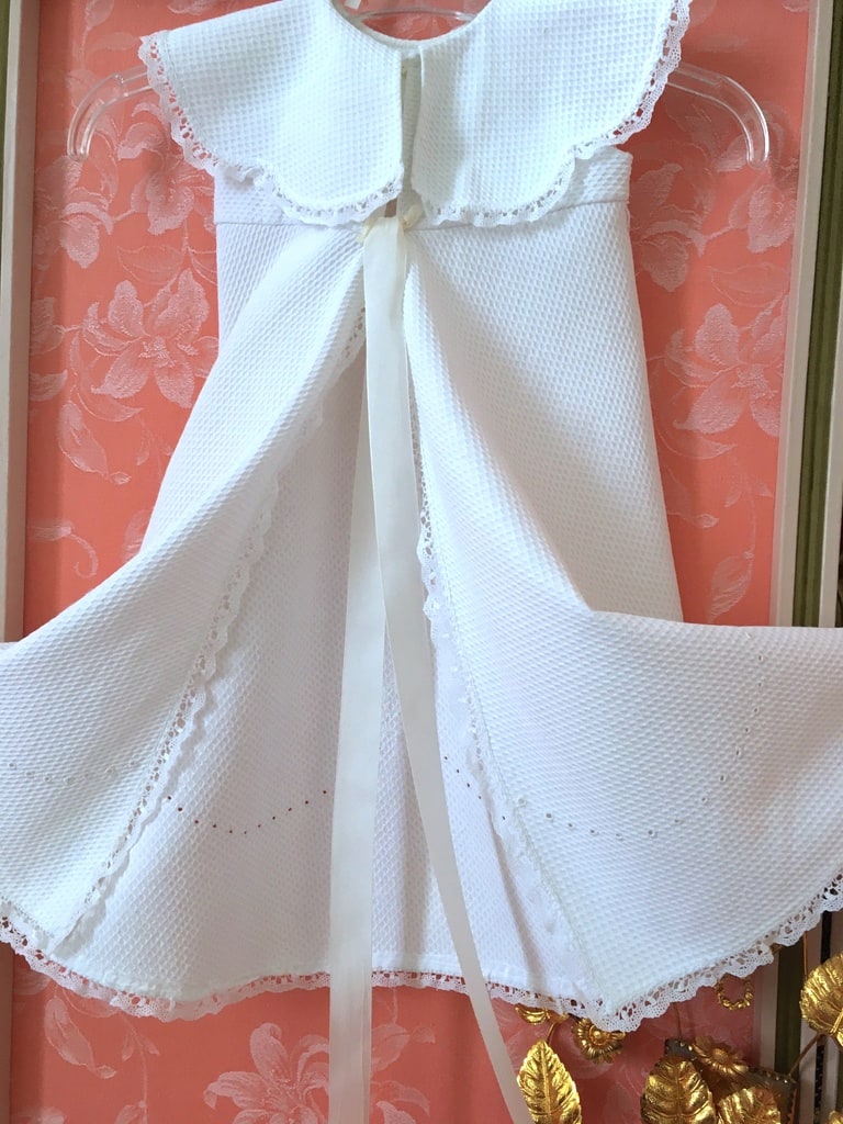 linge-ancien-bebe-bapteme-naissance-pique-de-coton-fin-antiquite-brocante