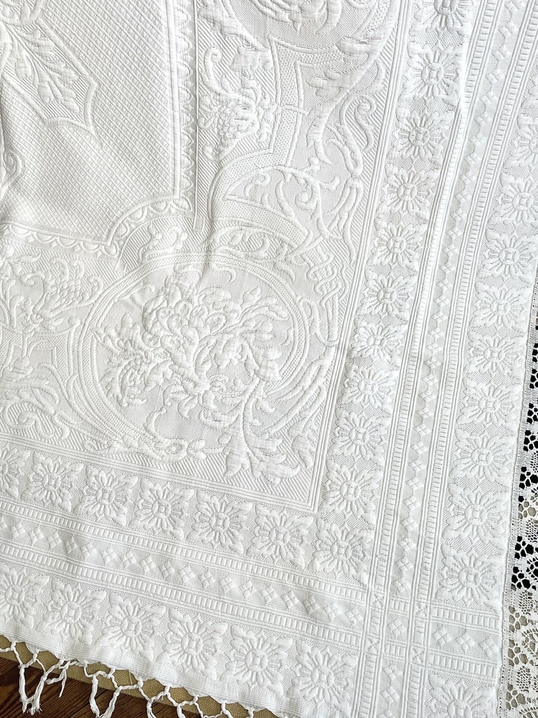linge-de-maison-ancien-couverture-rideaux-nappes-serviettes-torchons-mode-mercerie-ancienne-antiquite-brocante