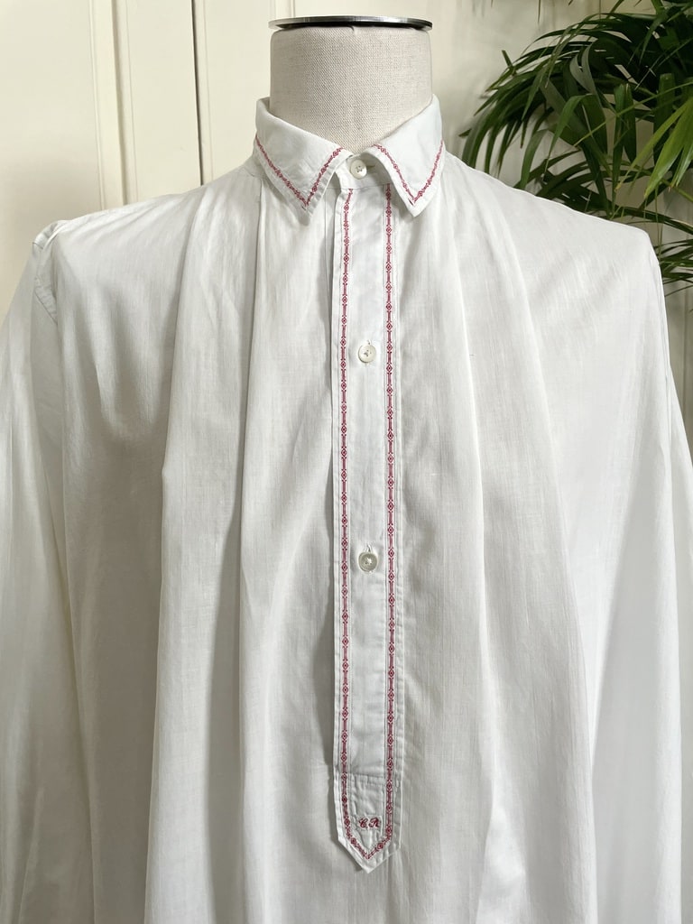 chemise-nuit-homme-coton-blanc-retrou-vintage-linge-ancienne-mode-d-epoque-boutons-nache-antiquite-brocante