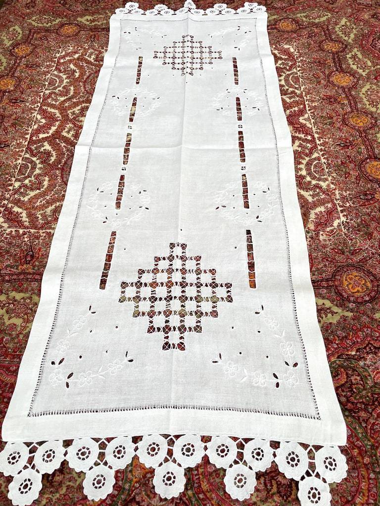 napperon-linge-ancien-centre-de-table-broderie-blanche-lin-jours-fils-tires-broderie-fait-main-antiquite