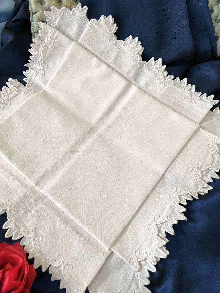 taie-oreiller-ancienne-coton-percale-lin-broderie-blanche-fait-main-antiquite-brocante-vintage-shabby-chic