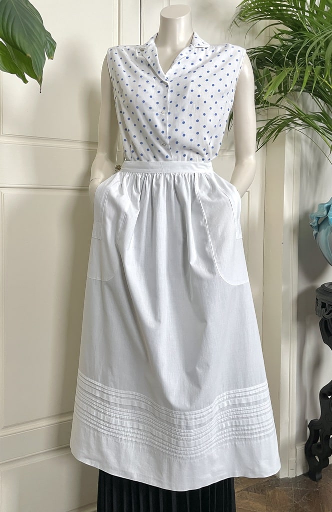 linge-ancien-tablier-en-percale-plisse-religieuse-poches-linge-de-service-office-cuisine-chambre-costume-19eme-napoleon-empire-louis-philippe-antiquite-brocante