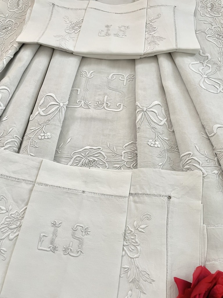 drap-ancien-parure-de-lit-linge-francais-de-maison-pur-fil-de-lin-broderie-main-trousseau-epoque-napoleon-19eme-siecle-antiquite-brocantel