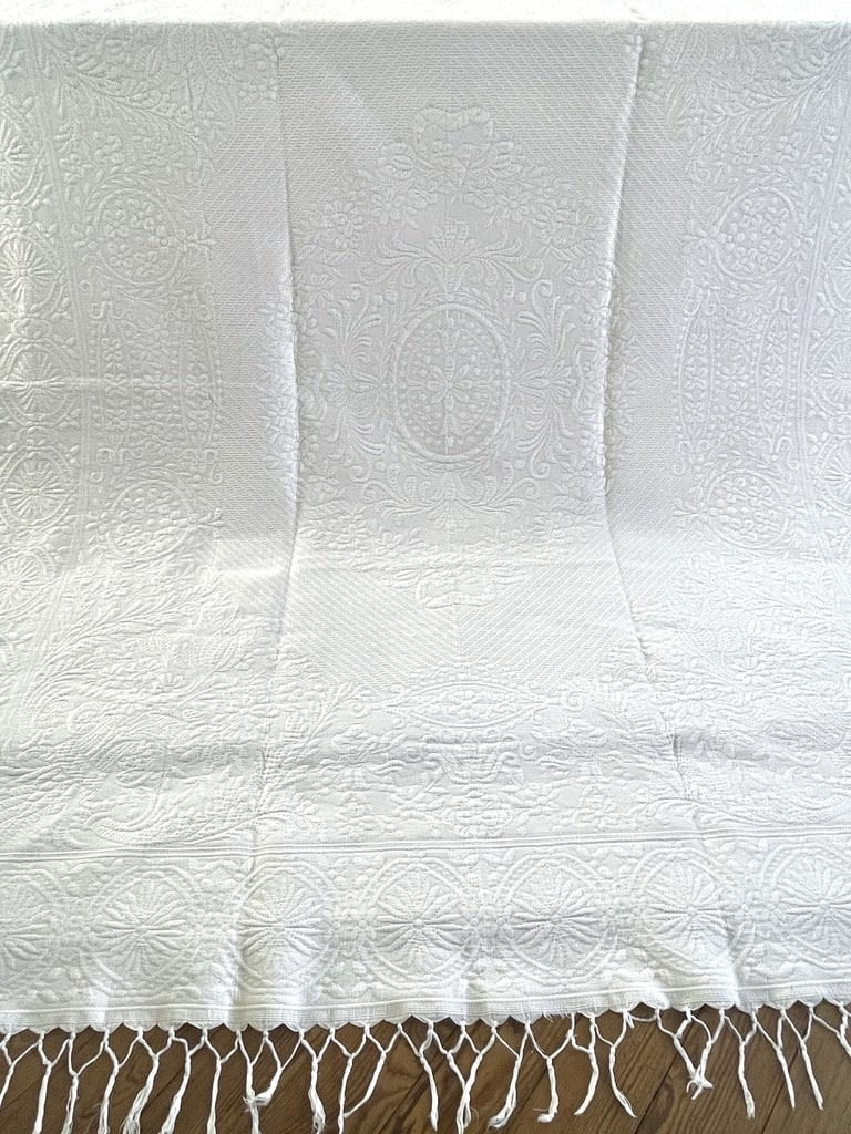 Ancienne Couverture De Selle Double - À Longues Franges - État D'occasion