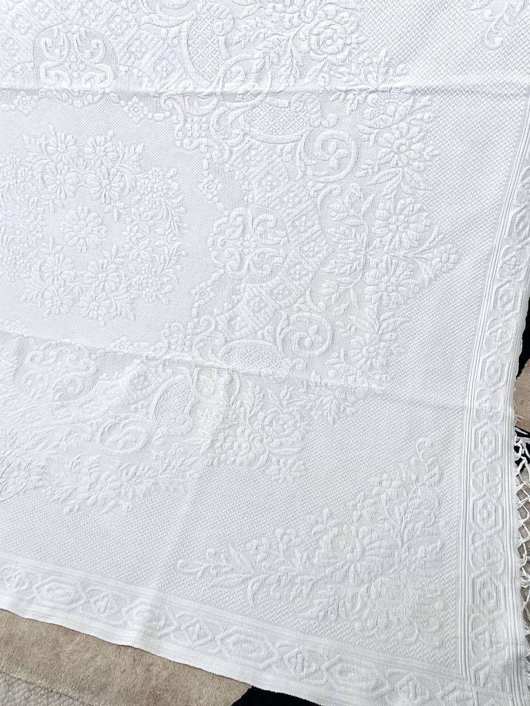 couverture-ancienne-pique-de-coton-marseillais-provence-dessus-de-lit-fait-main-antiquite-brocante-vintage