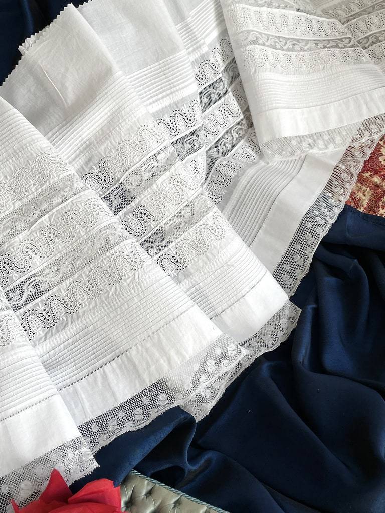 volant-linge-ancien-percale-fond-de-jupon-brode-main-plis-religieuse-dentelle-de-valenciennes-aux-fuseaux-19eme-fait-main-antiquite-brocante-costume-d-epoque-1880
