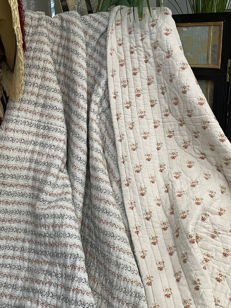 linge-ancien-couverture-provencale-pique-de-coton-imprime-indienne-semes-semis-fleurettes-cotonnade-fait-main-antiquite-brocante