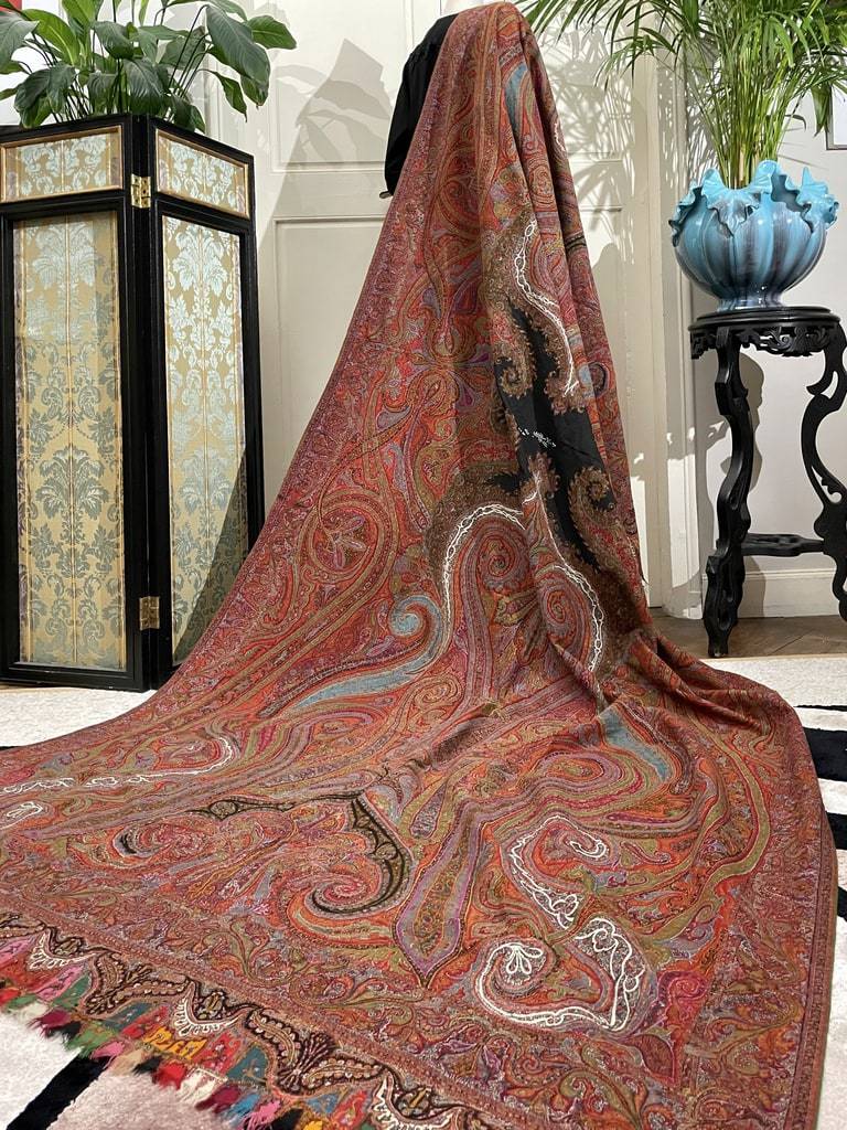 linge-anciien-chale-cachemire-epoque-napoleon-emprire-mode-collection-antiquite-brocante