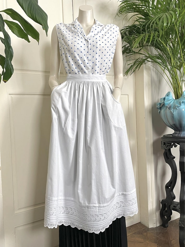 Serviettes anciennes en lin blanc avec monogramme MB brodés main 6 p