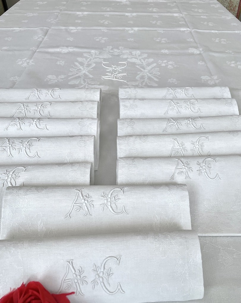 service-de-table-en-damas-de-lin-linge-ancien-chasse-a-courre-gibier-cor-venerie-antiquite-brocante-19eme-1880-saxe