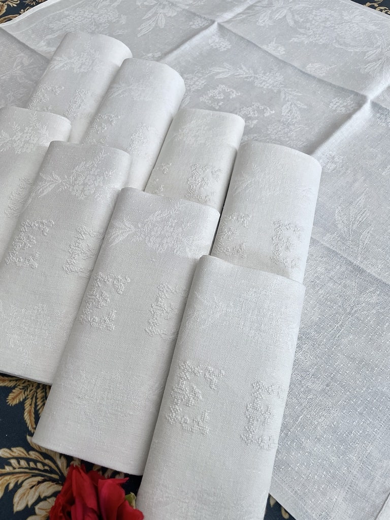 linge-ancien-en-lin-damasse-damas-de-lin-brode-main-serviettes-anciennes-initiales-point-de-croix-antiquite-brocante