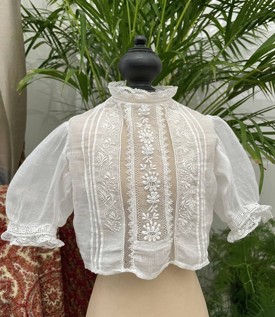 brassiere-bebe-enfant-linge-ancien-layette-coton-fin-percale-batiste