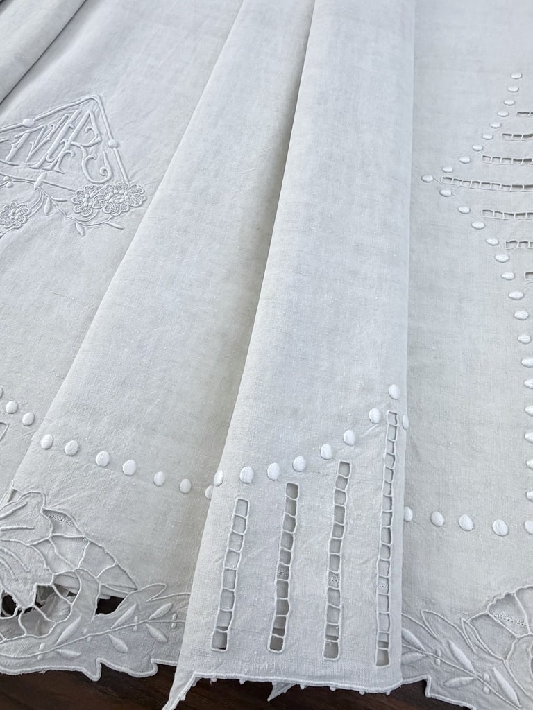 linge ancien antiquité brocante vintage draps couververtures taies