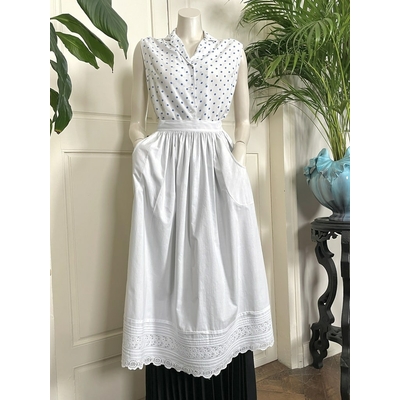 linge-ancien-tablier-de-cuisine-office-service-domestique-serveuse-servante-soubrette-broderie-faite-main-percale-coton-lin-poches-antiquite-brocante