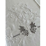 drap-ancien-broderie-papillon-reticella-venise-burano-dentelle-fait-main-antiquite