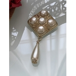 bijoux-vintage-fausse-nacre-goutte-d-eau-broche-ancienne