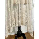 linge-ancien-dentelle-voile-mariage-broderie-sur-tulle-collection-mode-costume-antiquite