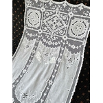 rideau-en-voile-de-coton-tulle-broderie-cornely-decoration-brise-vue-bise-anitquite