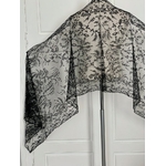 linge-ancien-mercerie-dentelles-couture-accessoire-chantilly-valenciennes-antiquite
