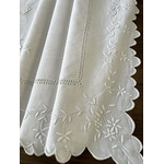Grand Drap Ancien En Lin Blanc – Broderie Ajourée Motif Liseron 220x320 Cm