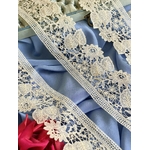 dentelle-ancienne-duchesse-de-bruxelles-fuseaux-fait-main-xixème-1900-costumier-arles-arlesienne-costume-ancien-antiquite