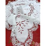 linge-ancien-lin-centre-de-table-brode-main-dentelle-aux-fuseaux-puy-en-velay-fait-main-jours-broderie-blanche-antiquite