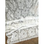 linge-ancien-rideaux-voilages-store-fenetre-mousseline-coton-roses-antiquite-brocande-decoration-brise-vue