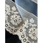 dentelle-de-valenciennes-ancienne-au-bon-marche-antiquite-brocante-mercerie-linge-ancien