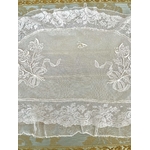 linge-ancien-berceau-taie-demi-lune-tulle-coton-brode-main-application-fleur-noeud-guirlande-volant-antiquite-linge-ancien