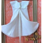 manteau de bapteme pique de cotont dentelle crochet linge ancien bebe ceremonie