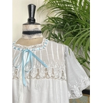 chemise-de-nuit-ancienne-fil-linon-batiste-dentelle-broderie-blanche-linge-ancien-mode-femme-antiquite-brocante