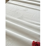 drap-de-lit-ancien-linge-de-maison-en-lin-broderie-blanche-plumetis-fait-main-jours-venise-riviere-brodee-anitquite