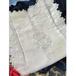 linge-ancien-taies-oreiller-traversin-draps-couvertures-lin-coton-brode-main-broderie-blanche-dentelle-mercerie-antiquite-brocante-achat-vente-en-ligne