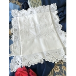 taie-oreiller-ancienne-monogramme-brode-main-feston-volant-broderie-anglaise-linge-ancien-trousseau-19eme-coton-blanc-antiquite-brocante