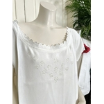 chemise-de-jour-en-lin-mode-ancienne-pour-femme-broderie-anglaiser-feston-point-boutonniere-linge-ancien-antiquite-brocante