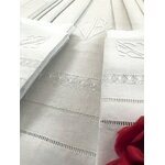 linge-ancien-lit-drap-parure-lin-monogramme-brode-main-jours-chiffre-trousseau-ancien-antiquite-brocante-vente-en-ligne-luxe-chambre-hote