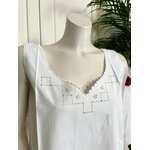 ancienne-chemise-de-jour-en-fil-de-lin-broderie-blanche-fait-main-jours-et-festons-trousseau-antiquite-brocante