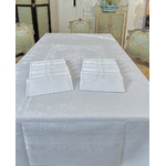linge-ancien-traditionnel-art-de-la-table-chasse-a-courre-gibier-de-terre-et-eau-lin-damasse-historie-serviettes-nappe-monogramme-initiales-broderie-blanche-antiquite-brocante