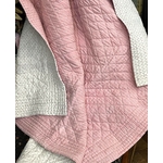 linge-ancien-couverture-dessus-de-lit-rose-creme-fleurettes-provence-marseille-pique-marseillais-antiquite-brocante
