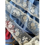bordure-volant-dentelle-de-valenciennes-fleurs-mailles-carrees-fuseaux-fil-de-lin-mercerie-antiquite-brocante