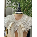 col-ancien-dentelle-de-valencienness-ruchee-ruban-soie-creme-volant-tuyaute-antiquite-brocante-linge-d-epoque