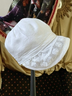 Manteau De Baptême Ancien En Coton Piqué Blanc - Grand Col Brodé - Bébé 1900