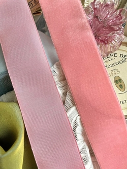 Prix du ruban d'embellissement en soie antique ? textile