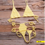 JAUNE