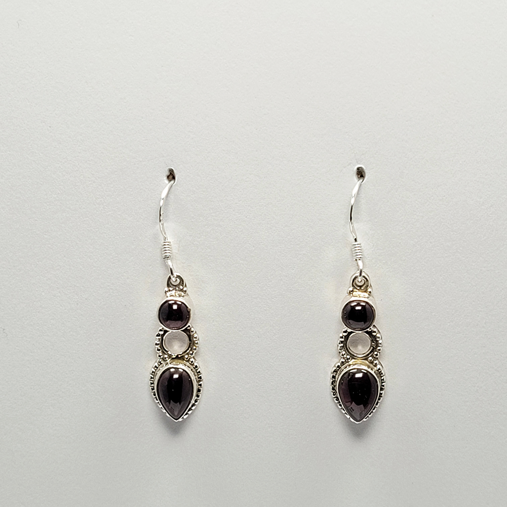 Boucles d\'oreilles en Grenat et argent 915