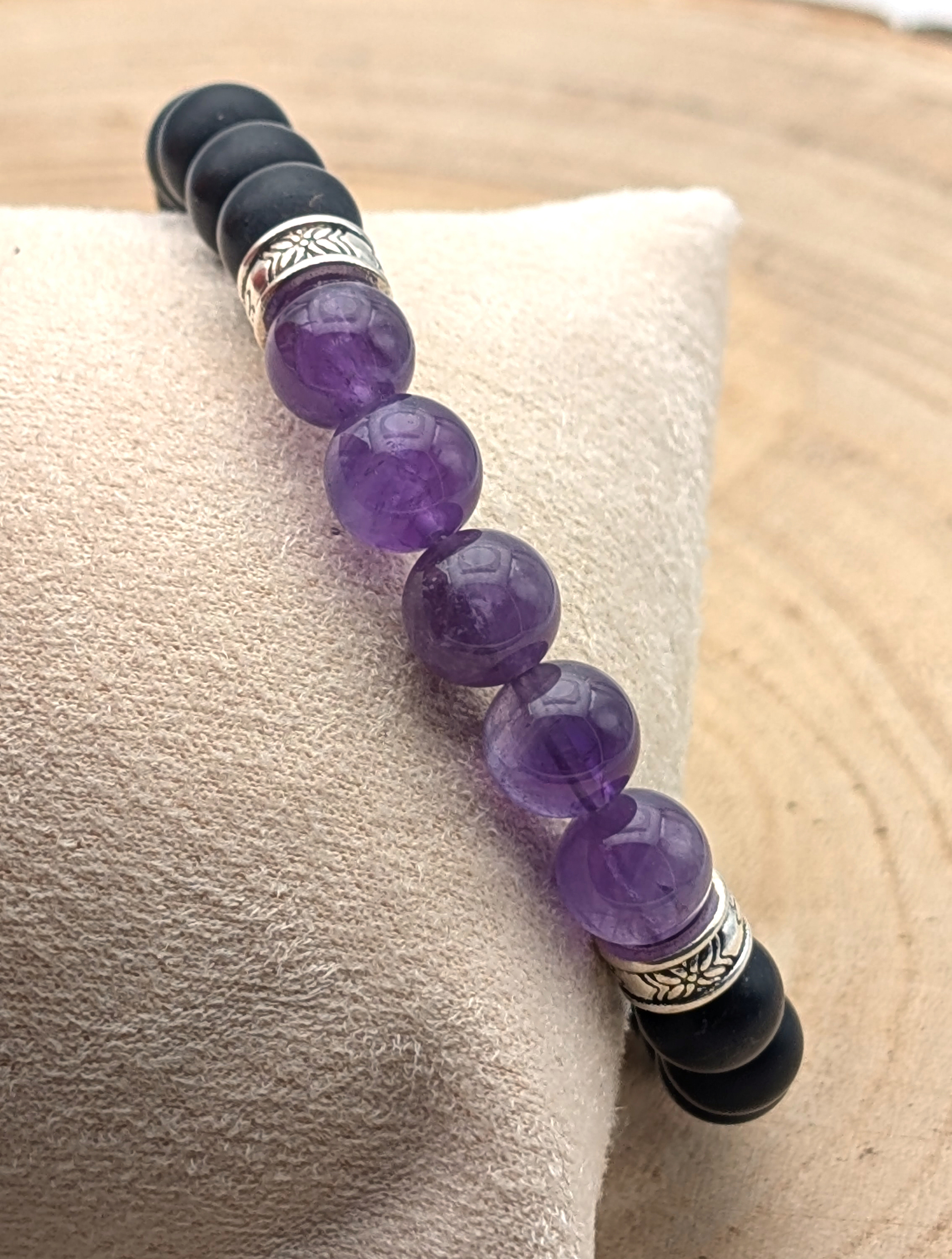 bracelet-mineraux-amethyste-onyx-givre
