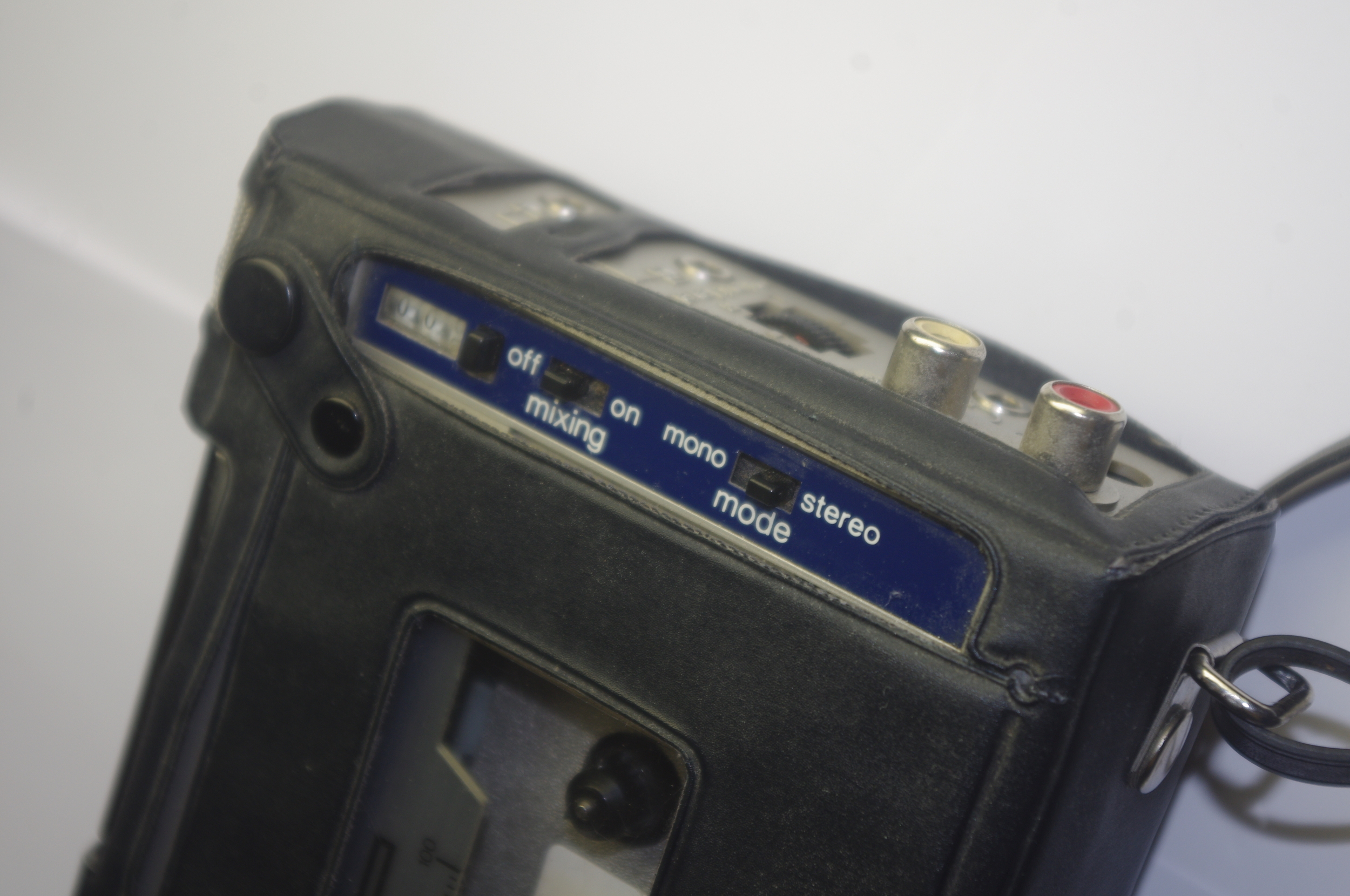 Panasonic-RQ-J6-Stereo-to-go-vintage-walkman-baladeur-lemasterbrockers
