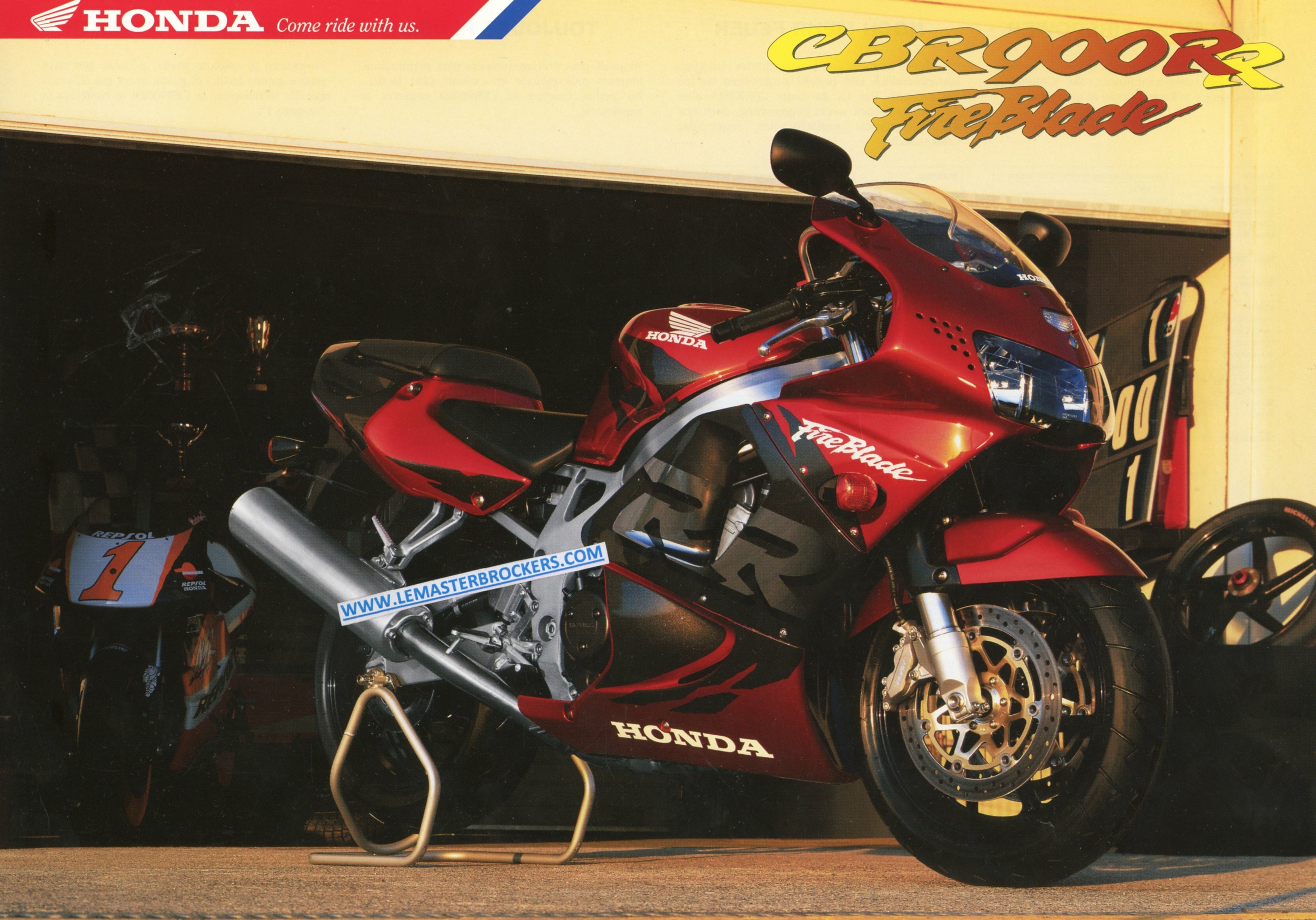 PROSPECTUS-MOTO-HONDA-CBR-FIREBLADE-CBR900RR-LEMASTERBROCKERS-1997-BROCHURE-MOTO