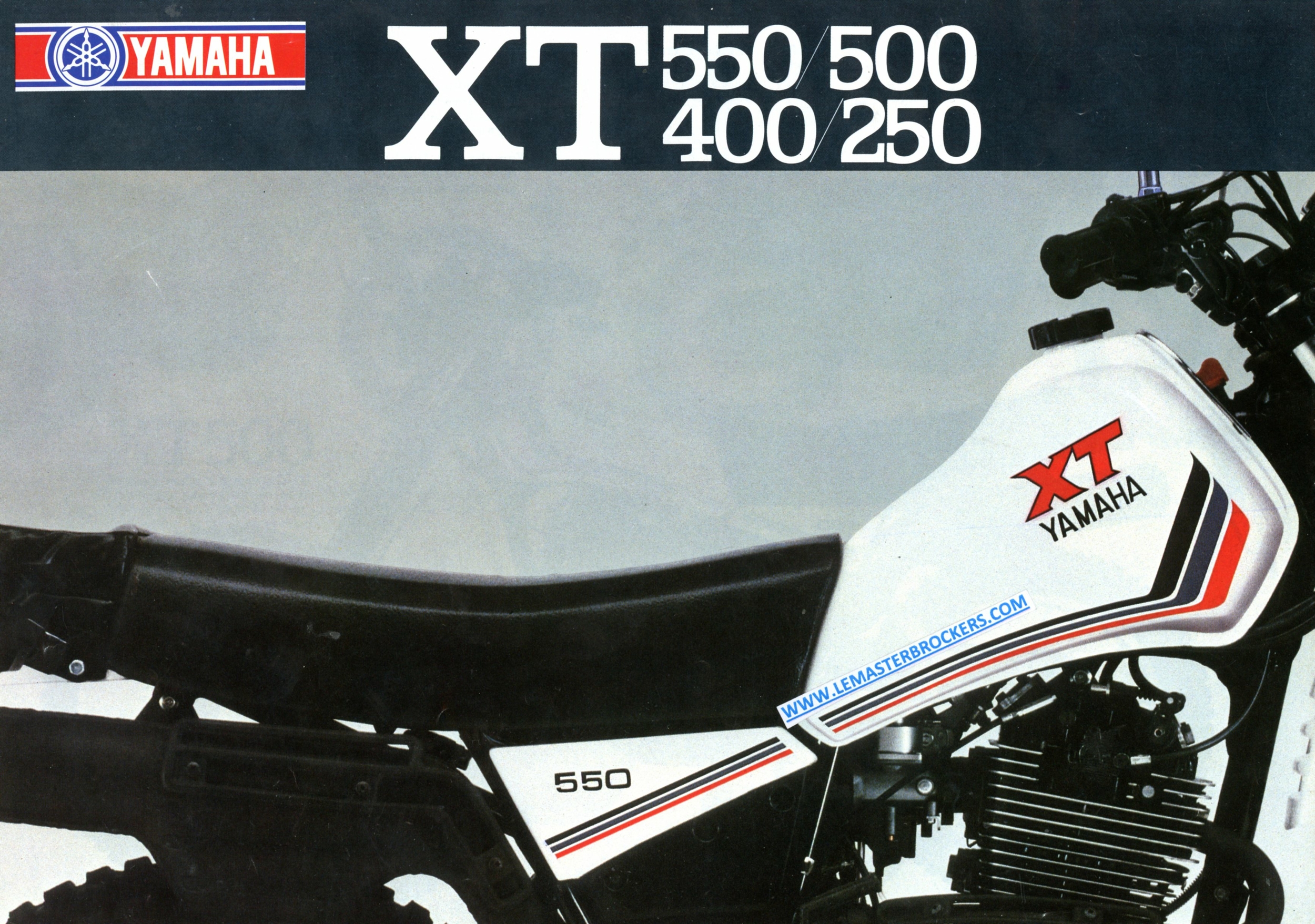 BROCHURE-MOTO-YAMAHA-XT-XT550-XT500-XT400-XT250-LEMASTERBROCKERS-MOTORCYCLES-1982
